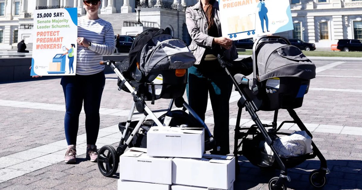 Demokrata szenátorok védik az IVF-jogokat a munkahelyi törvényben
