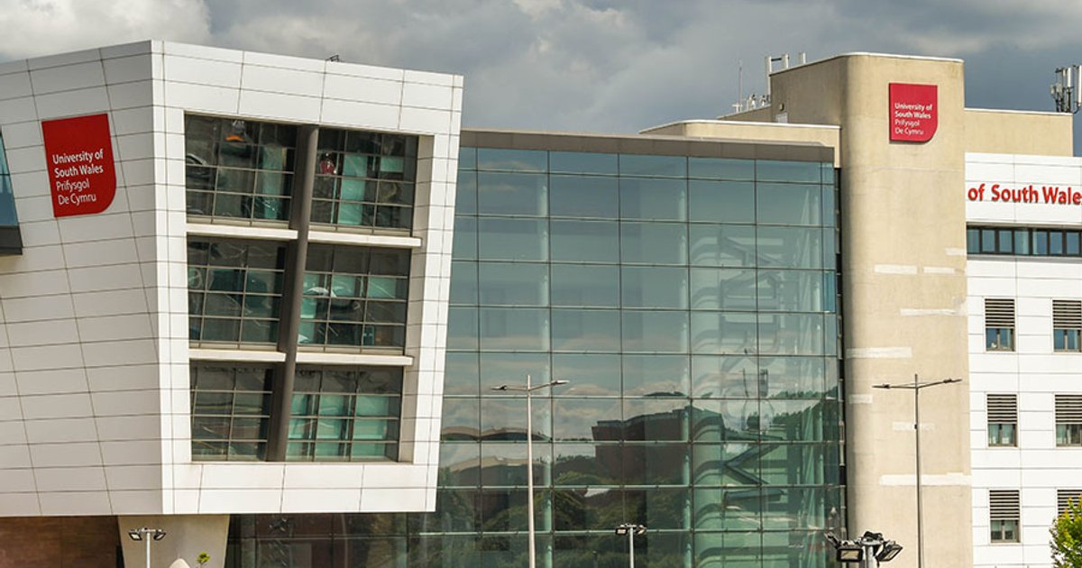 Mérgező kultúra egy walesi egyetemen – független vizsgálatot követelnek
