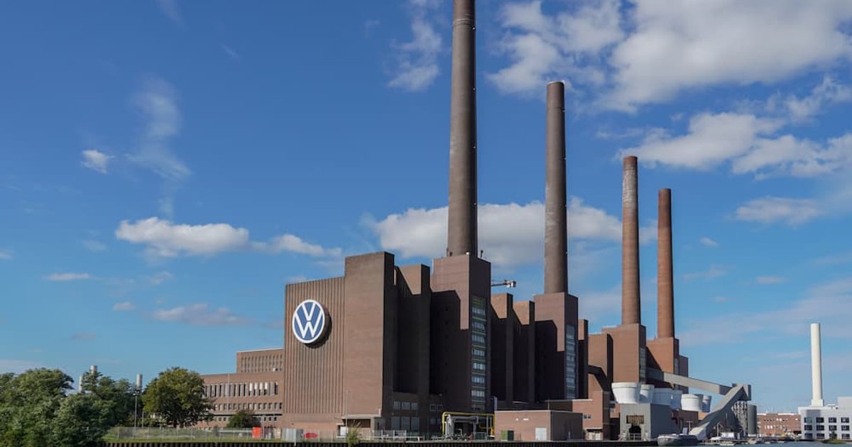 A Volkswagen 100 ezer leállítást fontolgat – a történelem legnagyobb átszervezése