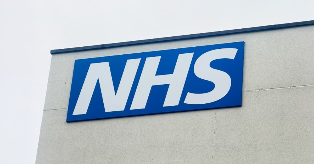 NHS: először kötelező a rasszizmus és erőszak elleni védelem a dolgozóknak
