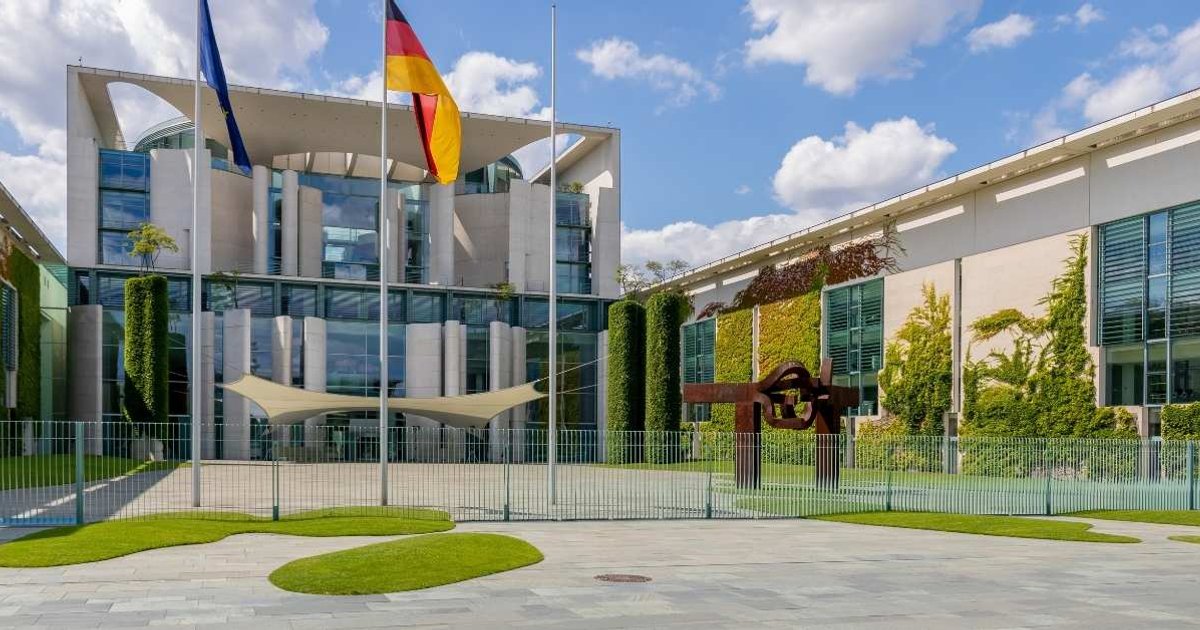 Egy év Merz-kormány: mi változott a német munkajogban?
