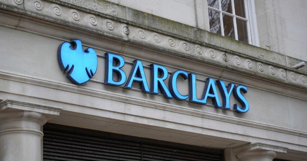 Barclays-dolgozók útiköltséget követelnek az irodai visszatérésért