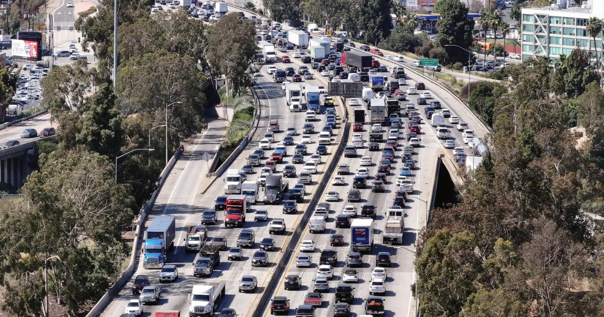 Évi 2,5 millió forintba kerülhet a dolgozóknak az irodába járás