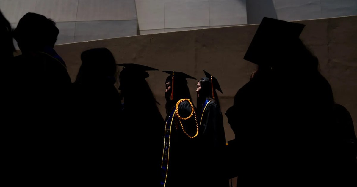 Minden ötödik friss diplomás túlképzettnek érzi magát