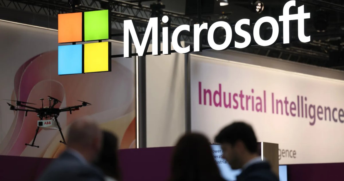 Microsoft: AI-beruházás felfelé, létszám lefelé