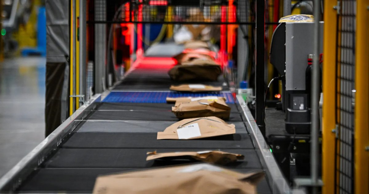 Amazon-ügy: hiányos fegyelmi dokumentáció megnyitja a pert